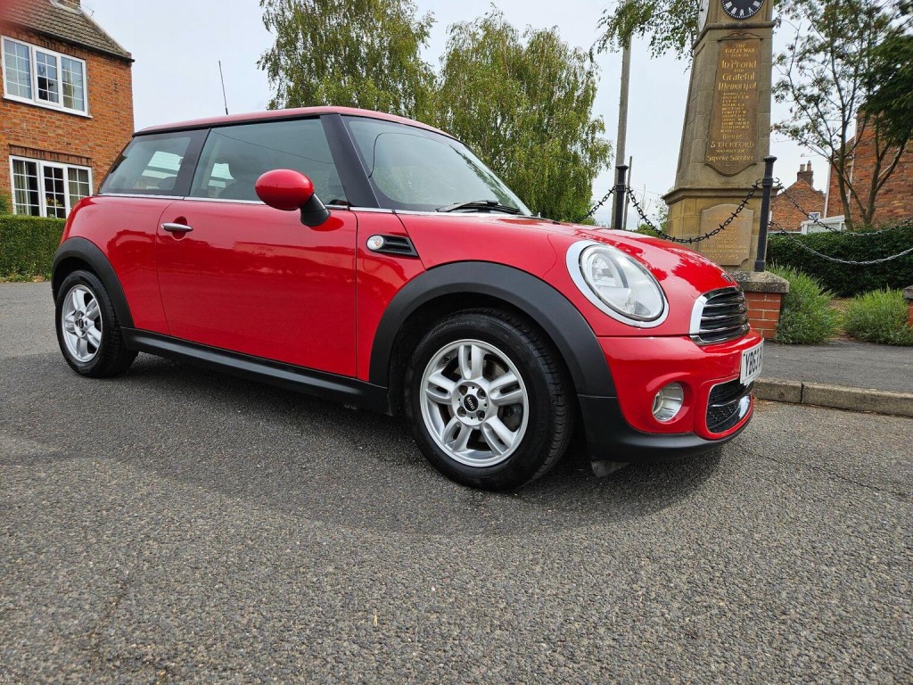 2014 MINI Hatch